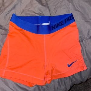 Coral Nike Pros